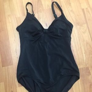 Jantzen Classics Black One Piece Swimsuit